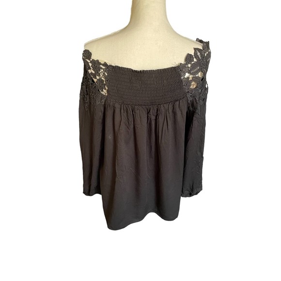 NWT Do + Be Womens Off the Shoulder Lace Top Blouse Long Sleeve Size S Black - Picture 4 of 6